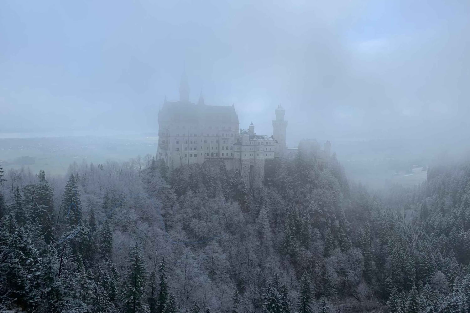 Neuschwanstein Castle, Linderhof Palace & Oberammergau Trip