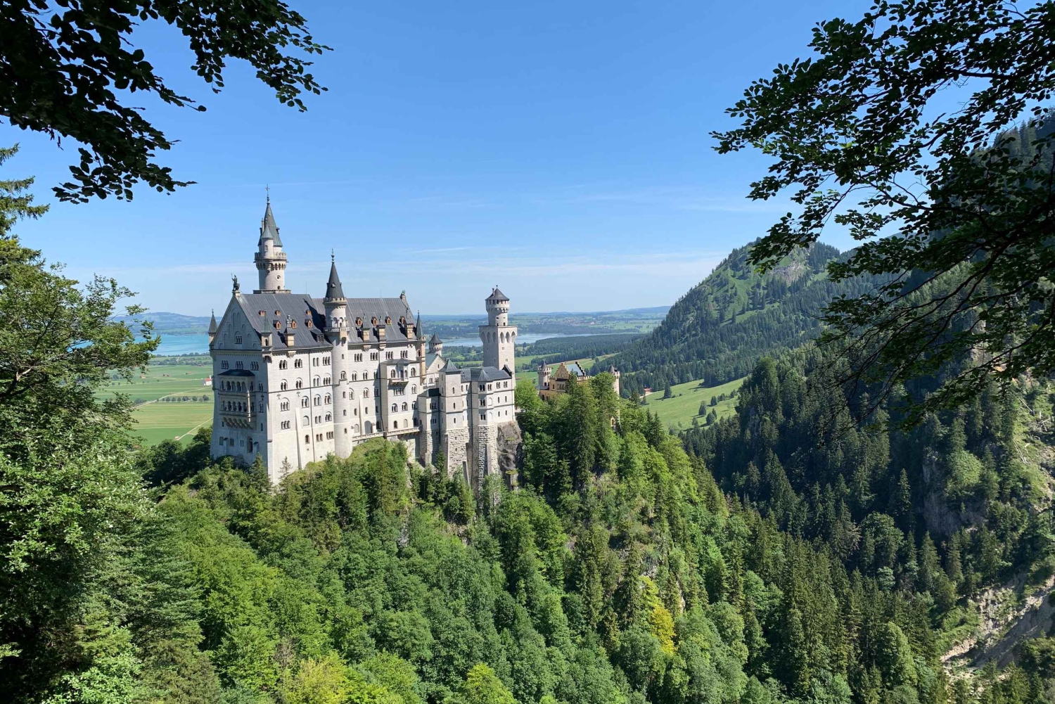 Neuschwanstein Castle, Linderhof Palace & Oberammergau Trip