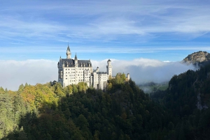 Tour privato del Castello di Neuschwanstein e Linderhof da Monaco di Baviera
