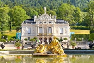 Neuschwanstein Tour Münchenistä Limusiini 3 henkilöä yksityisen kuljettajan kanssa