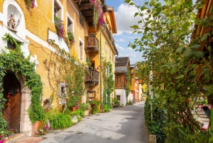 Private day trip: Munich to Hallstatt, Skywalk & Salt Mine