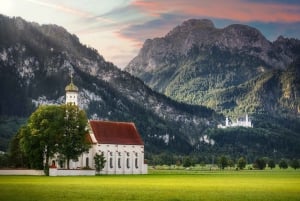Private driver from Munich to Neuschwanstein & Linderhof