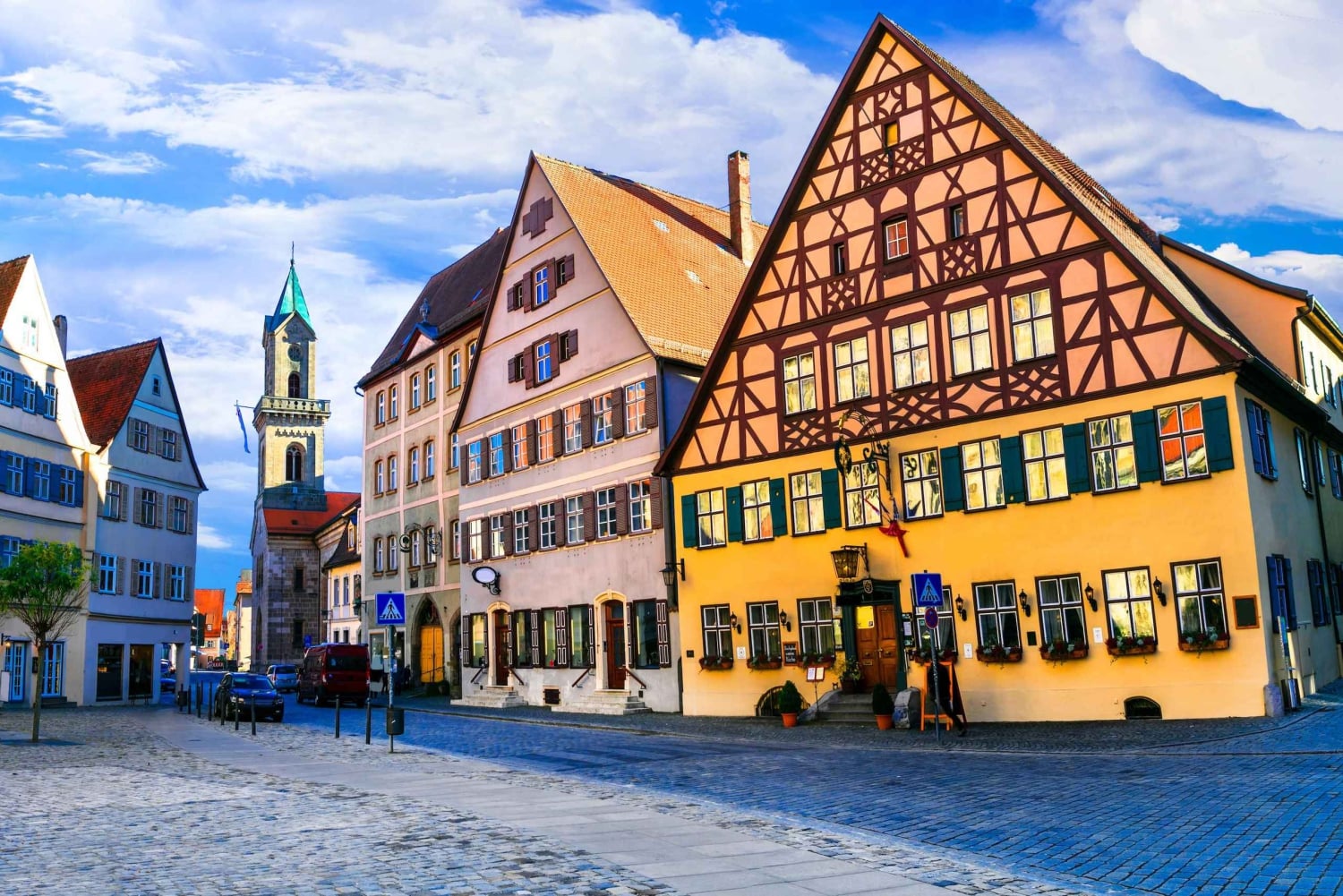 Private driver: Munich>Harburg,Dinkelsbuhl,Rothenburg & back