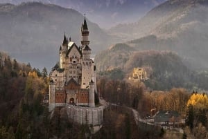 Private driver: Munich to Neuschwanstein Castle with tickets