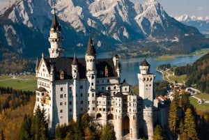 Private driver: Munich to Neuschwanstein, Linderhof & Ettal