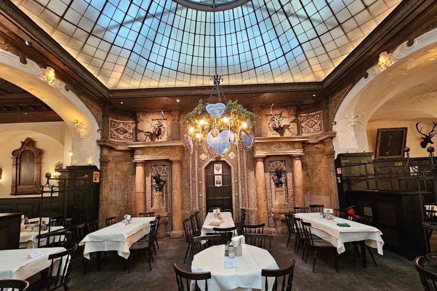 Privat ölhallshoppning i München, 3-rättersmeny och provsmakning