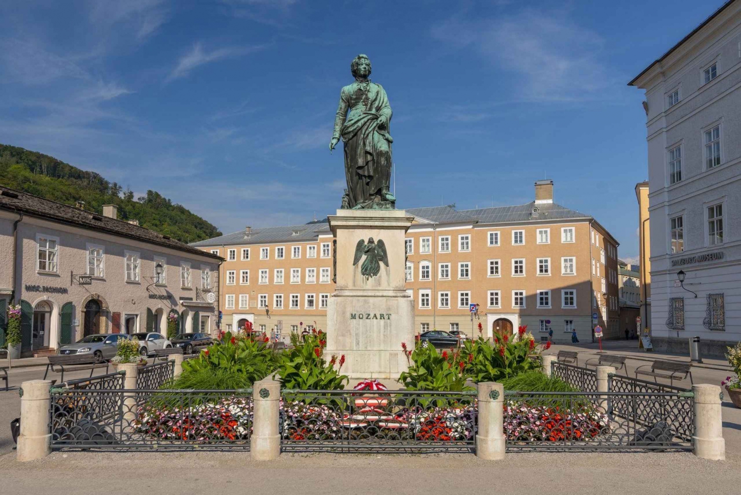 Salzburg Old Town In-App Audio Tour on Your Phone (ENG)