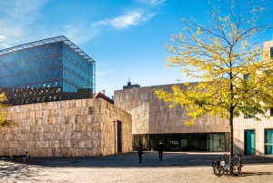 Skip-the-line Jewish Museum & Jewish Quarter Guided Tour