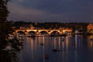 Niin romanttinen Praha: Praha: 7 maagista päivää Böömissä