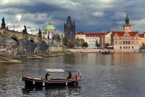 Niin romanttinen Praha: Praha: 7 maagista päivää Böömissä