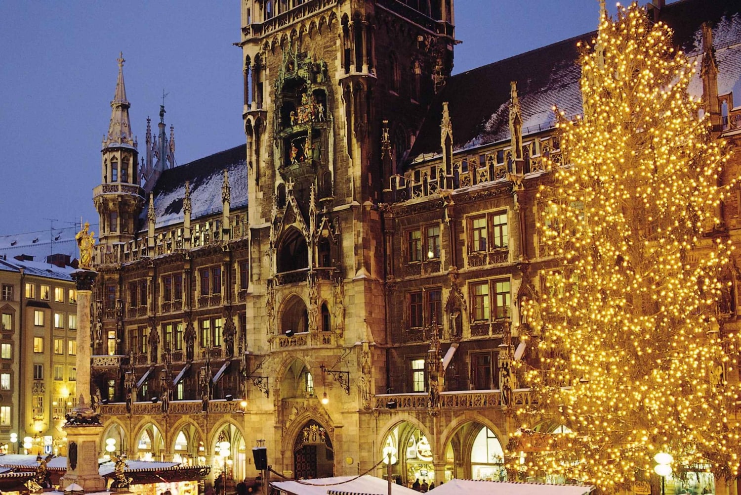 コストプロベンとヴァイナハツマルクトのツアー