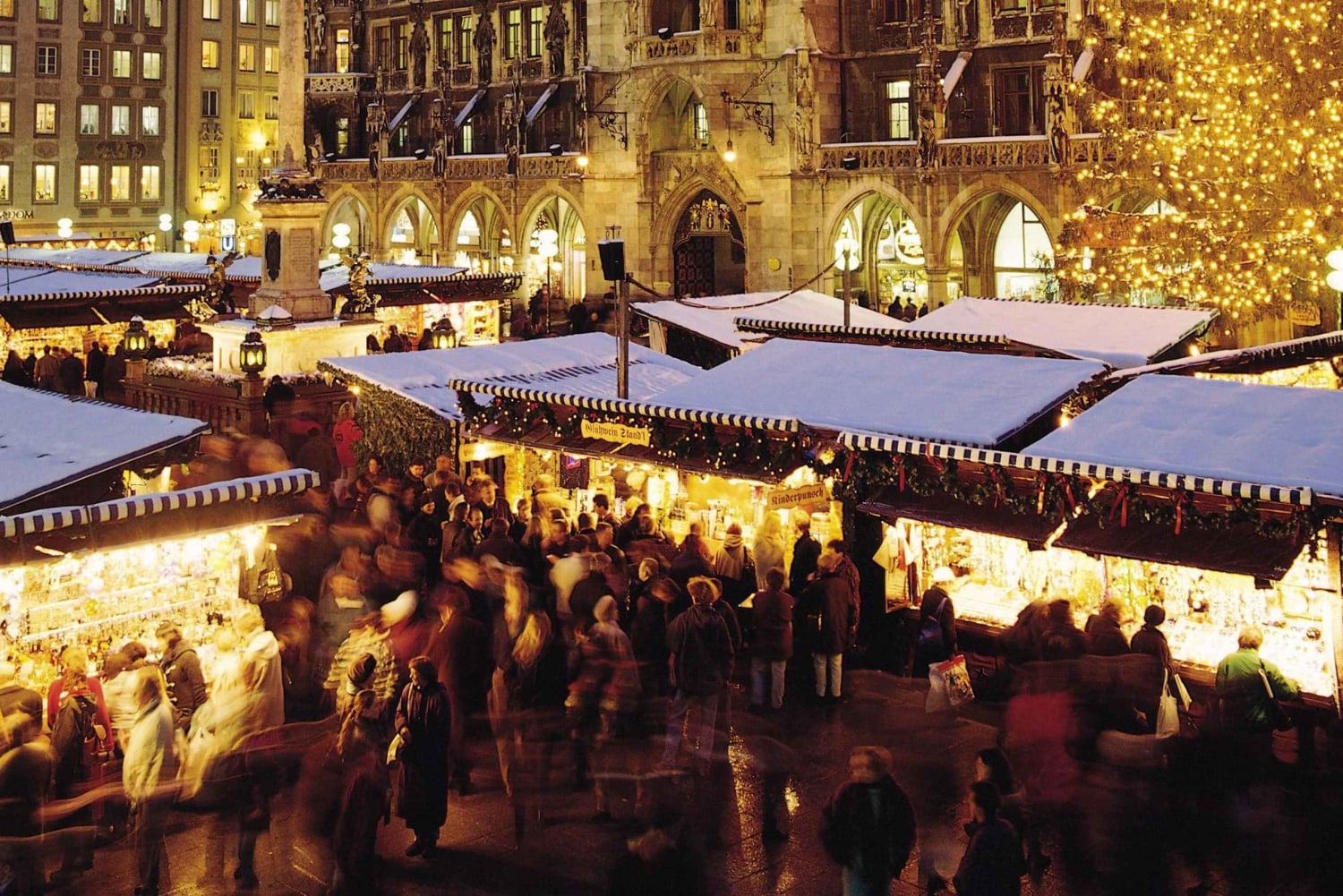 コストプロベンとヴァイナハツマルクトのツアー