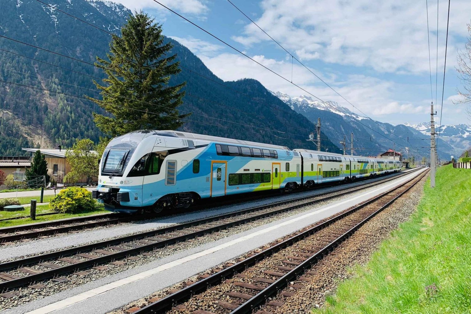 Visit Innsbruck with convenient train to/from Vienna