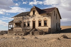 3 Days Namibia's Kolmanskop Ghost Town - Guided Tour