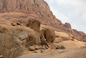 From Swakopmund: Full Day Spitzkoppe Guided Tour