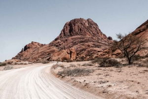 Swakopmund/Walvis Bay: Spitzkoppe Mountains