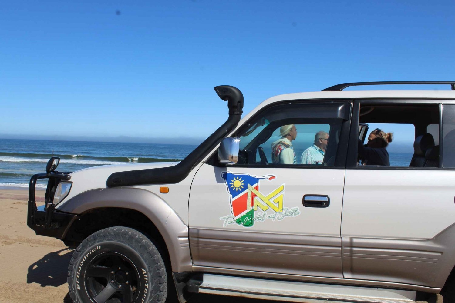 Private Sandwich Harbour 4x4 Tour with Lunch - Walvis Bay