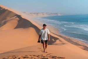 Walvis Bay: 4x4 Desert Excursion to Sandwich Harbour Bay