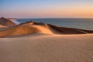 Walvis Bay: 5-Hour Sandwich Harbour Sunset Photography Tour