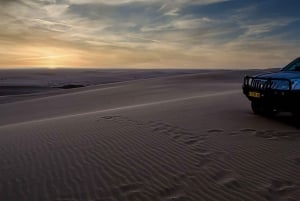 Walvis Bay: 5-Hour Sandwich Harbour Sunset Photography Tour