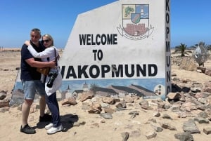 Walvis Bay: Half-Day Tour with Dune 7 and Pink Lake