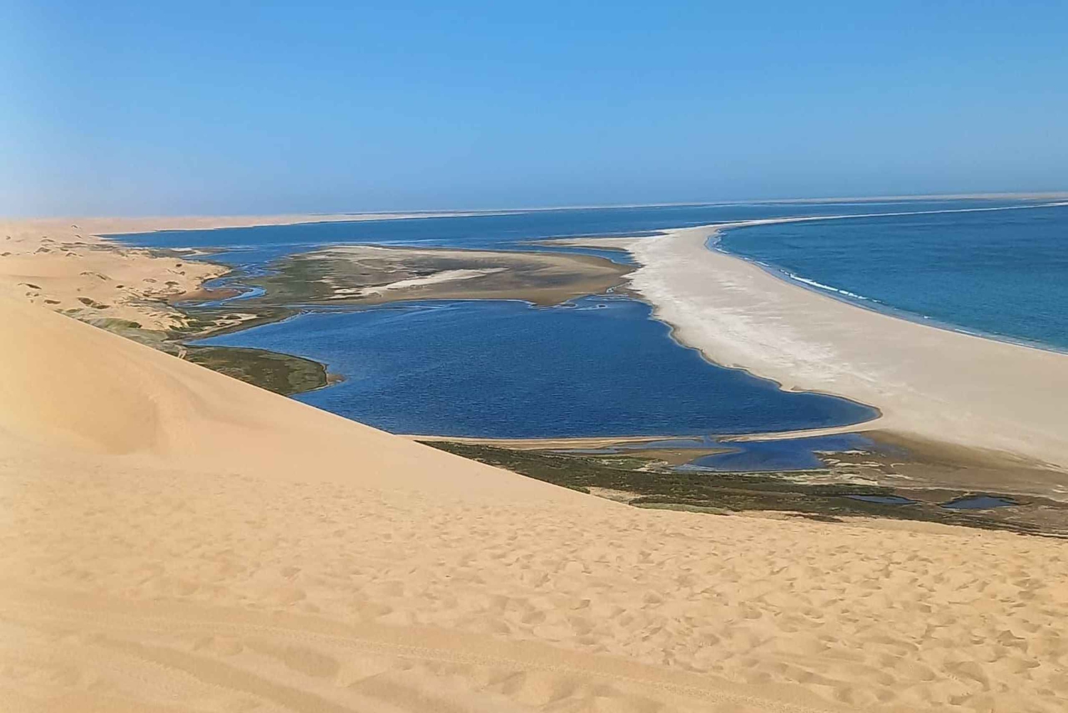 Walvis Bay: Sandwich Harbour 4x4 Tour with Lunch