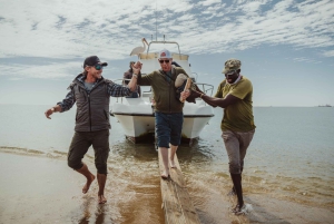 Walvis Bay: Sandwich Harbour 4x4 Trip with Beach BBQ Lunch