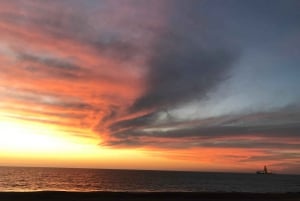 Walvis Bay: Sandwich Harbour Sunset Photography Tour