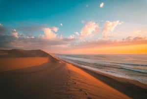 Walvis Bay: Sandwich Harbour Sunset Tour