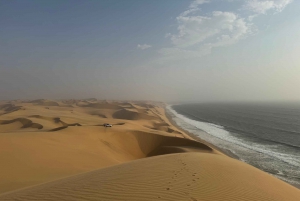 Walvisbay: Sandwich Harbour 4x4 Tour-Unparalleled Experience