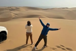 Walvisbay: Sandwich Harbour 4x4 Tour-Unparalleled Experience