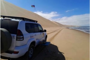 Walvisbay: Sandwich Harbour SUNSET Tour-End It Beautifully