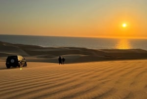 Walvisbay: Sandwich Harbour SUNSET Tour-End It Beautifully