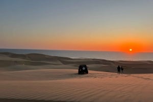 Walvisbay: Sandwich Harbour SUNSET Tour-End It Beautifully