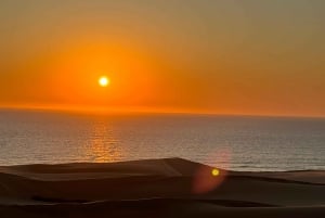 Walvisbay: Sandwich Harbour SUNSET Tour-End It Beautifully