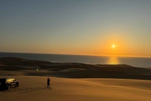 Walvisbay: Sandwich Harbour SUNSET Tour-End It Beautifully
