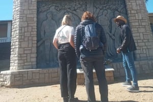 Windhoek: Katutura Township and City Walking Tour