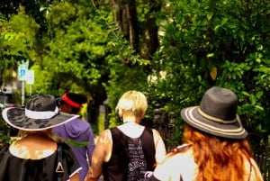 Sladder og storhed: En spadseretur gennem NOLAs havedistrikt