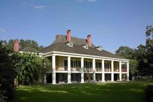 Highlights of New Orleans City and Destrehan Plantation Tour