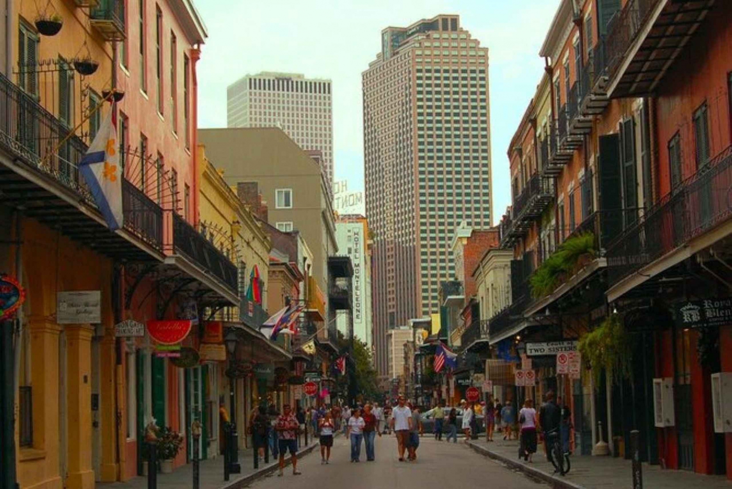 Smartphone-Guided Walking Tour of French Quarter