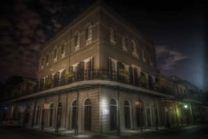 New Orleans: 1.5-Hour Infamous Women Night Tour