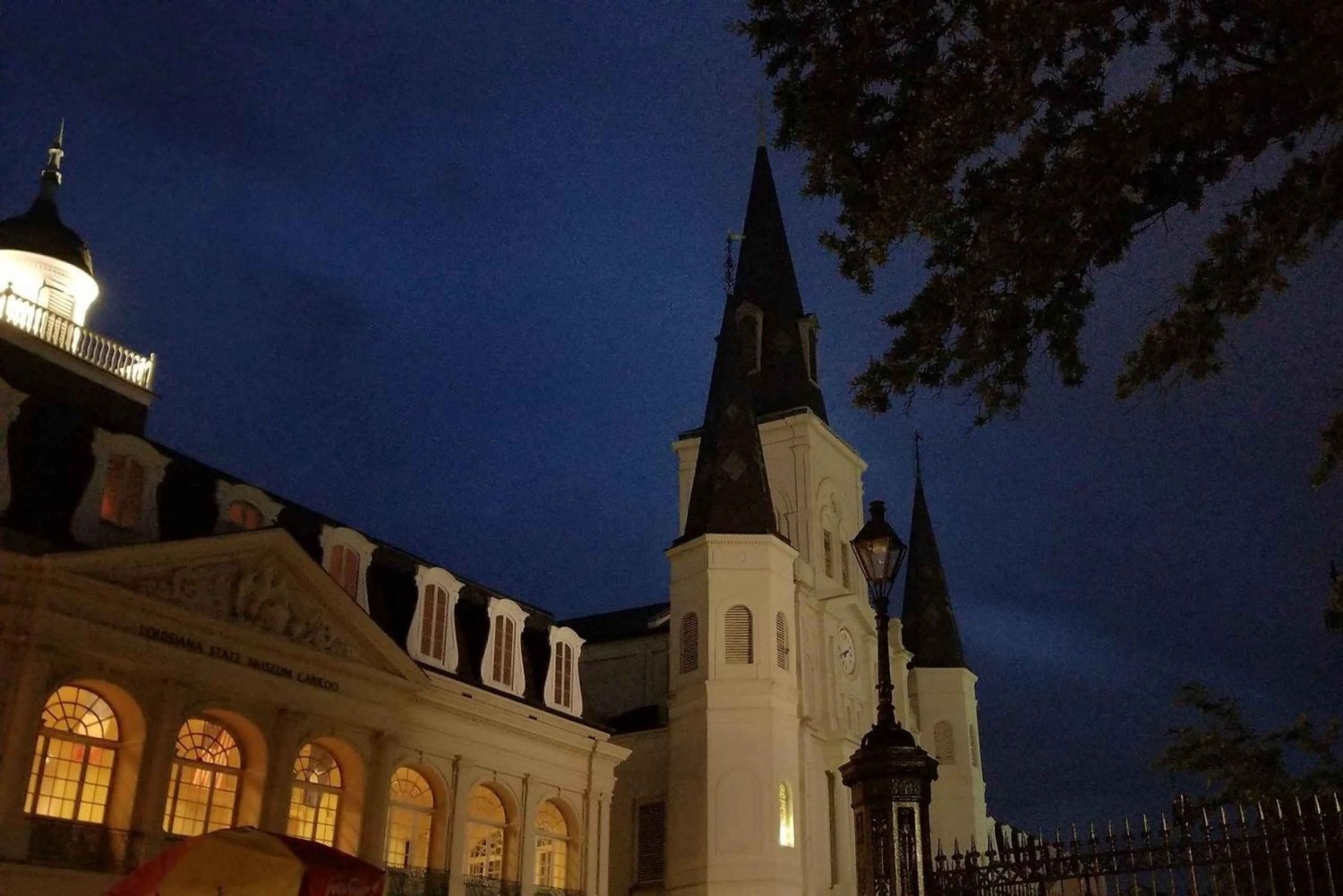 New Orleans: 2-Hour Walking Ghost Tour