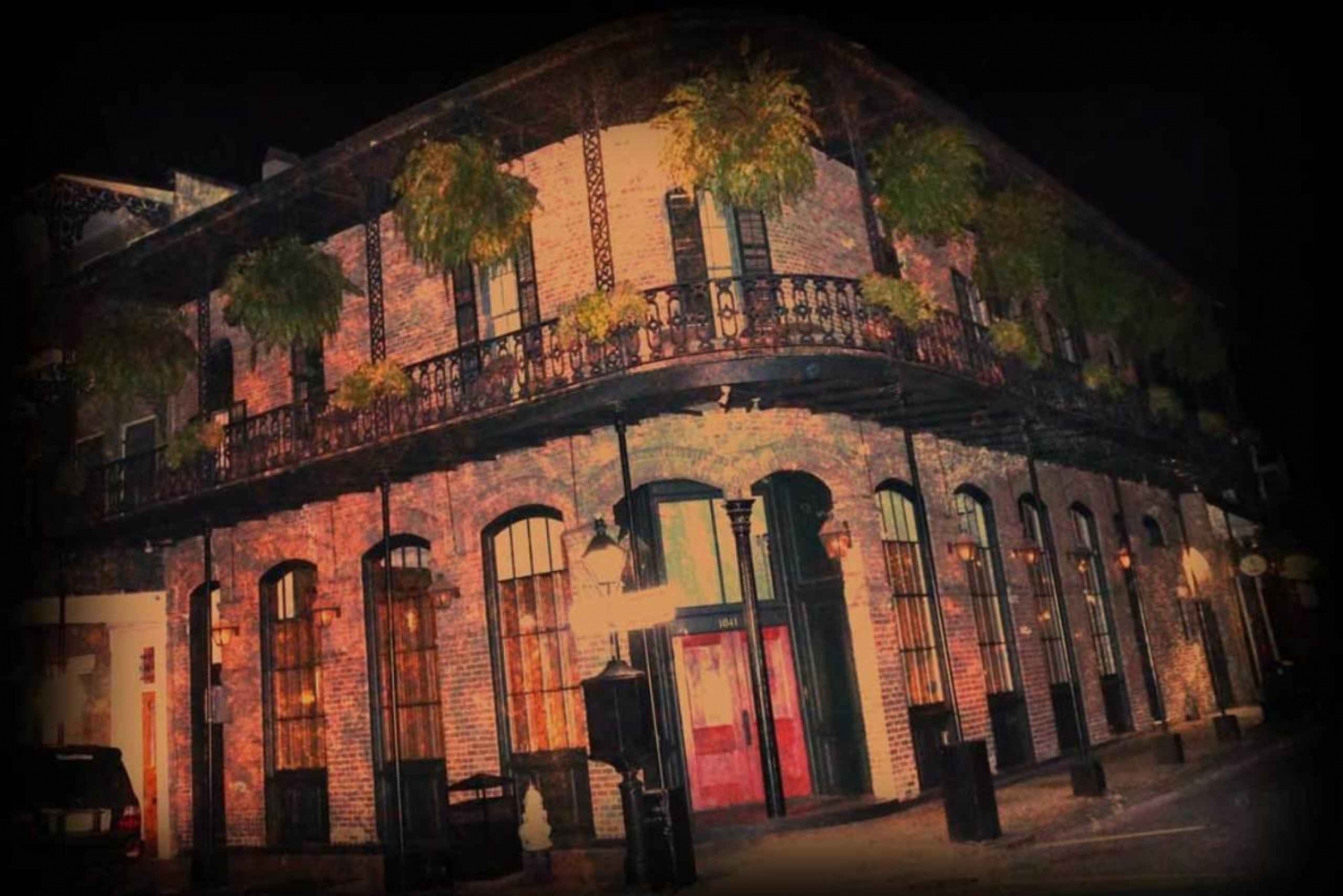 New Orleans: Adults Only Ghost Tour w/ Haunted Bldg Access