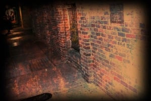 New Orleans: Adults Only Ghost Tour w/ Haunted Bldg Access