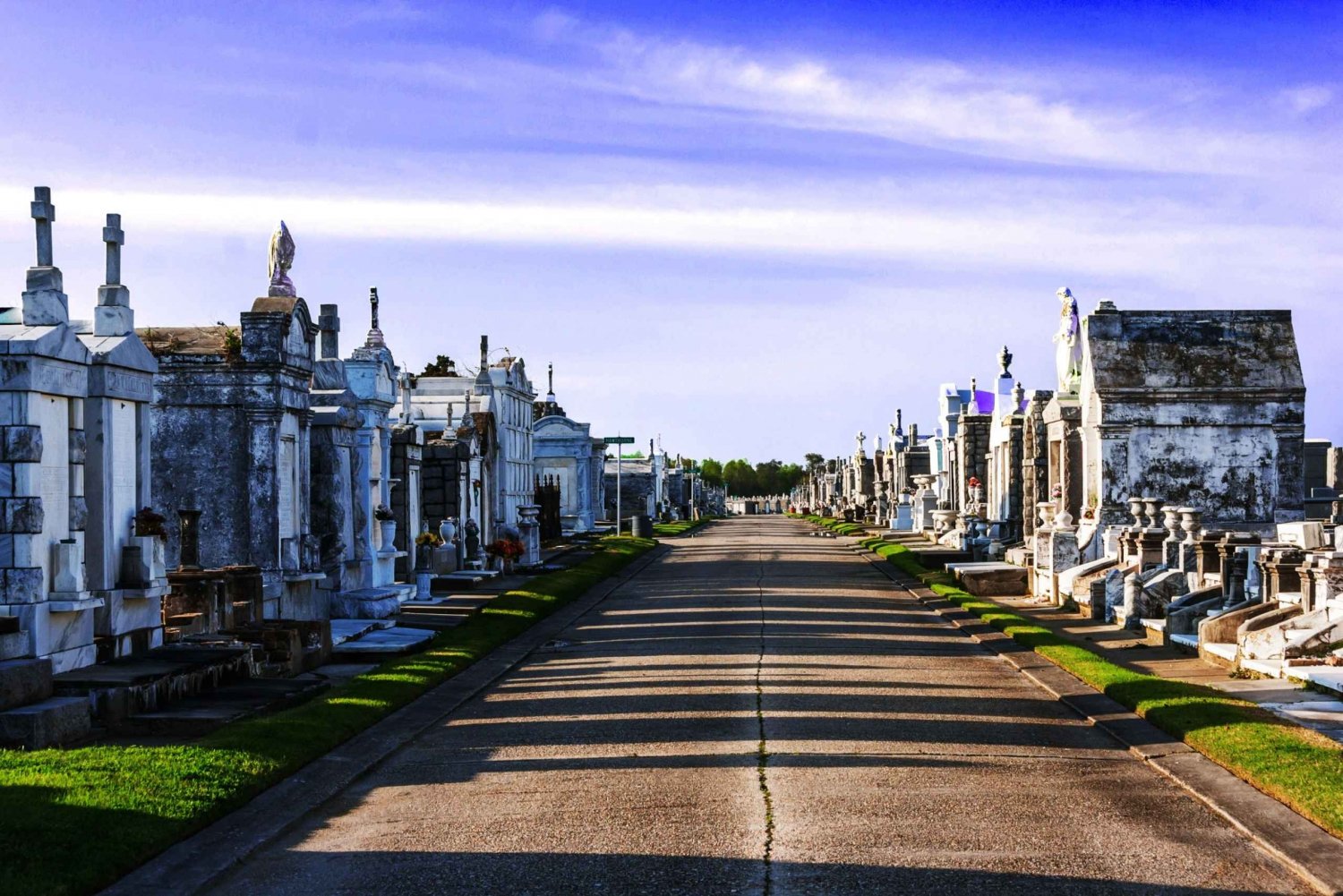 New Orleans: Cemeteries Insiders Walking Tour