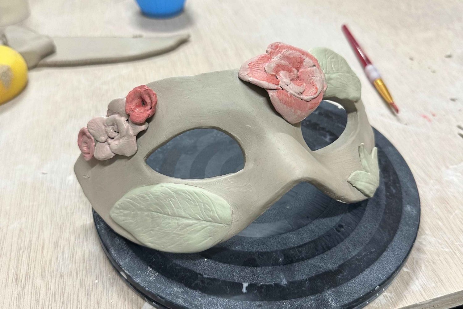 New Orleans: Laboratorio di maschere in ceramica per il Martedì Grasso