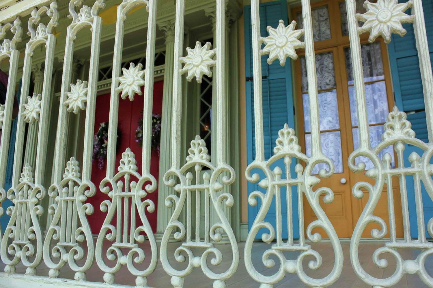 New Orleans: Destrehan Plantation, Houmas House & Lunch