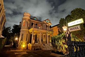 New Orleans: Festive French Quarter Frights Walking Tour