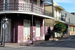 New Orleans: Five-in-One City Walking Tour
