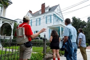 New Orleans Garden District: History & Hidden Gems